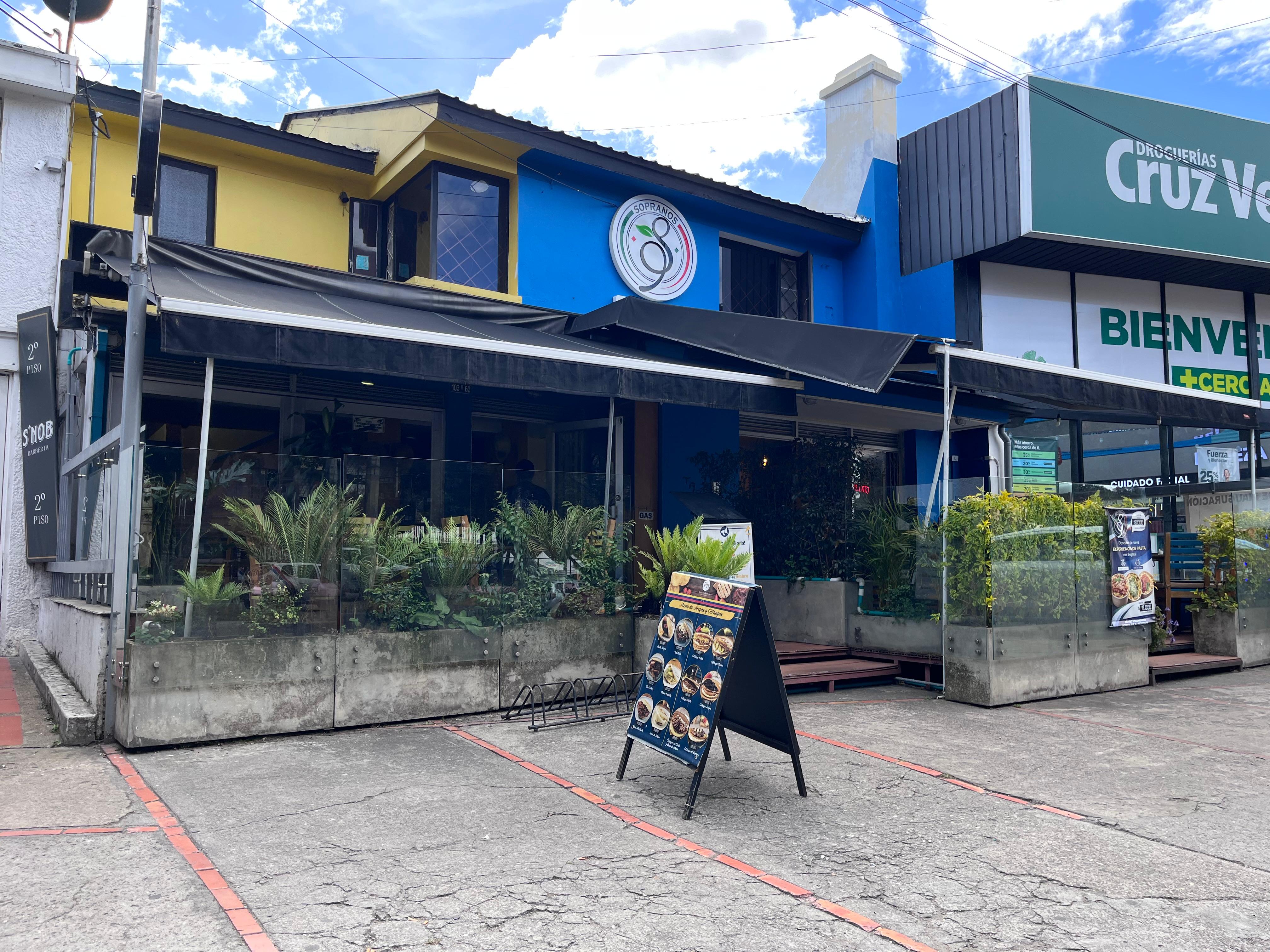 Fachada del restaurante en Pasadena, Bogotá